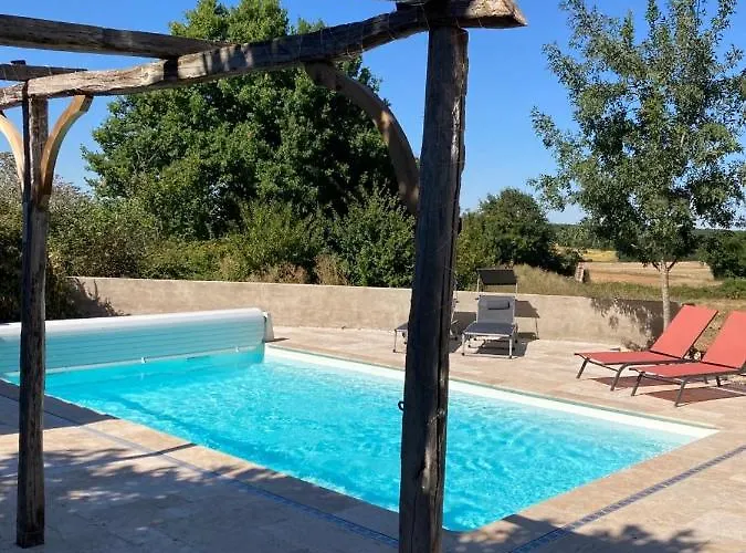 Rustic With Stunning Swimming Pool *