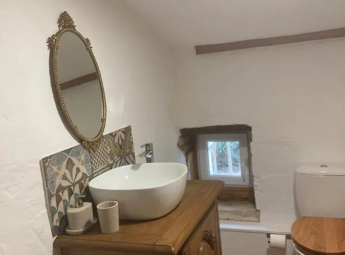 Rustic With Stunning Swimming Pool *